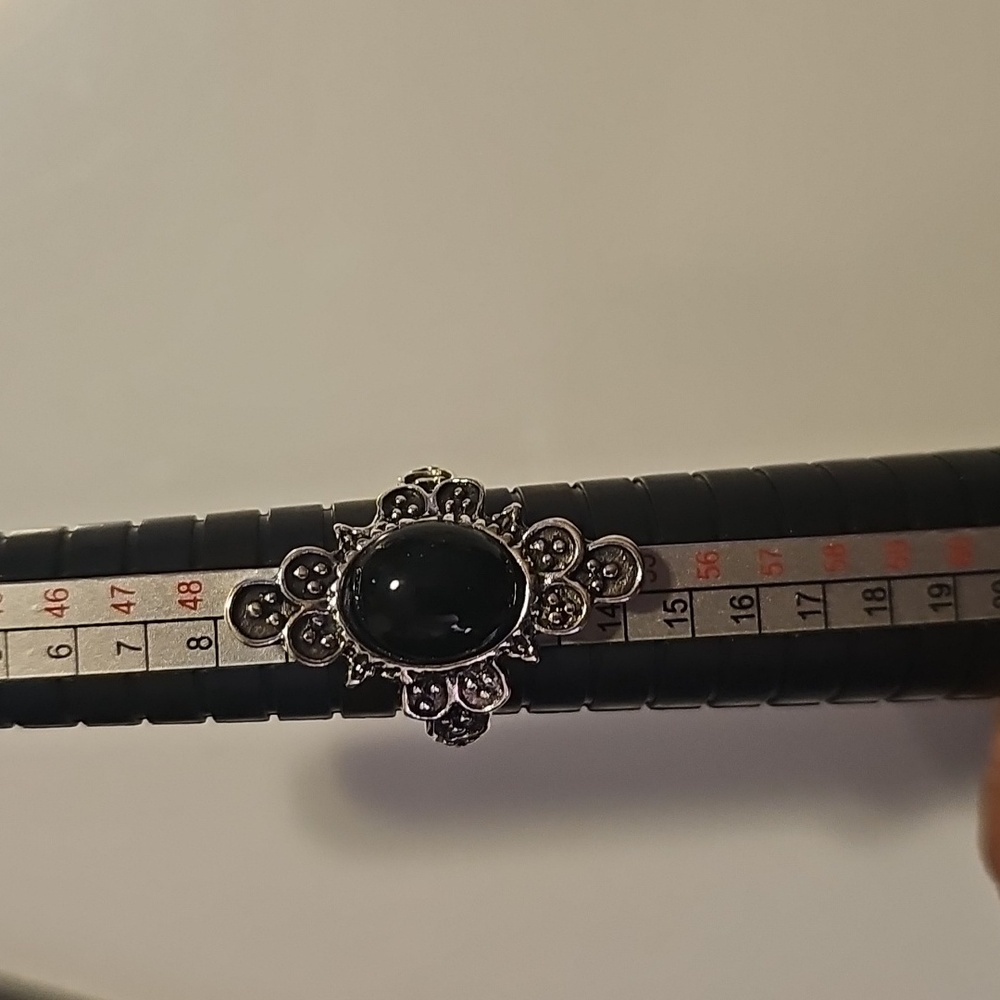 Elegant Silver Tone and Black Women's Ring